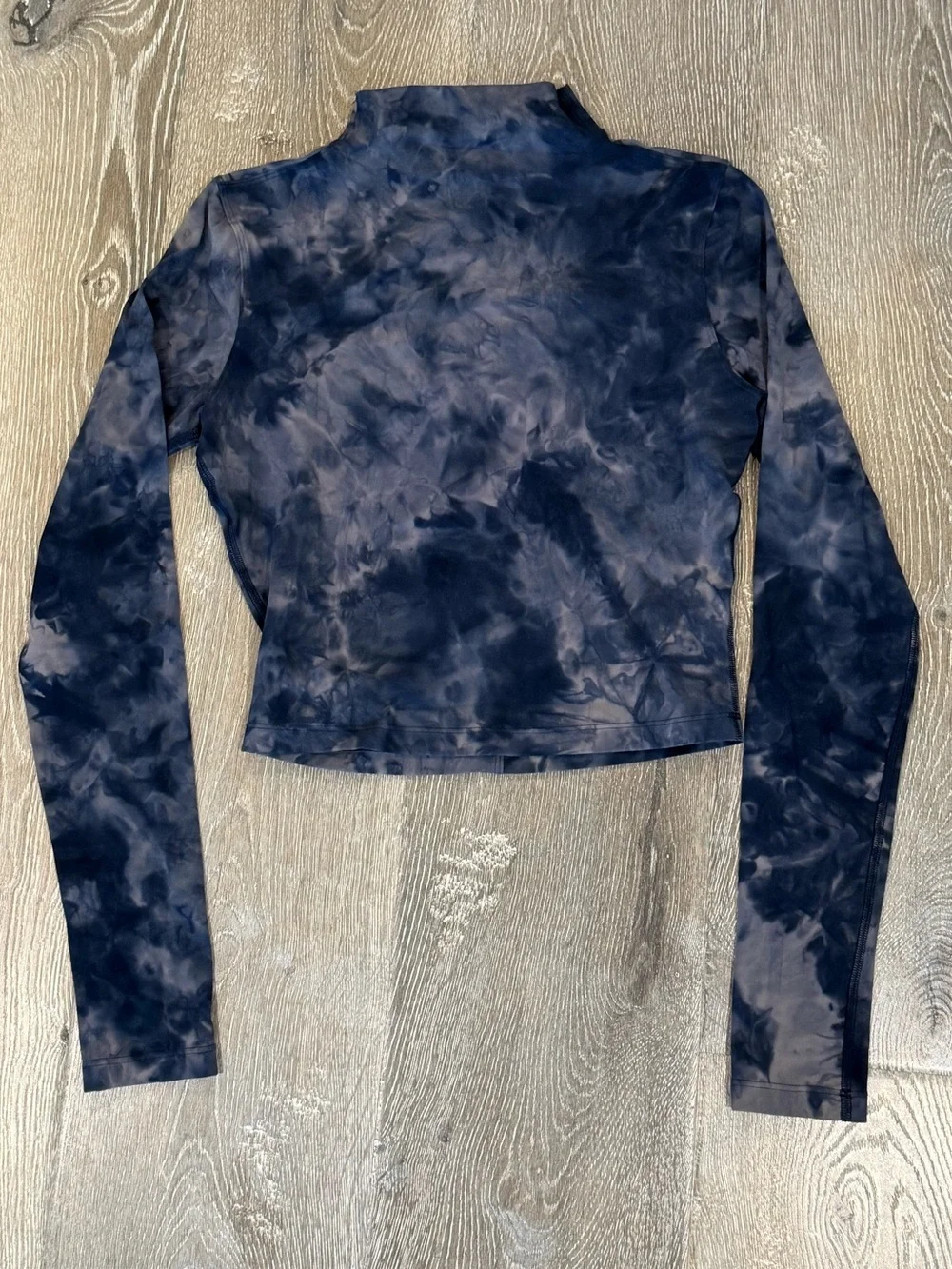 lululemon athletica Navy & Charcoal Tie-Dye Long-Sleeve Crop Top